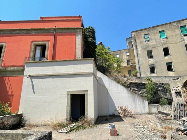 casa indipendente in vendita a Lentini