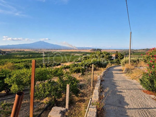 terreno in vendita a Lentini in zona Sigonella