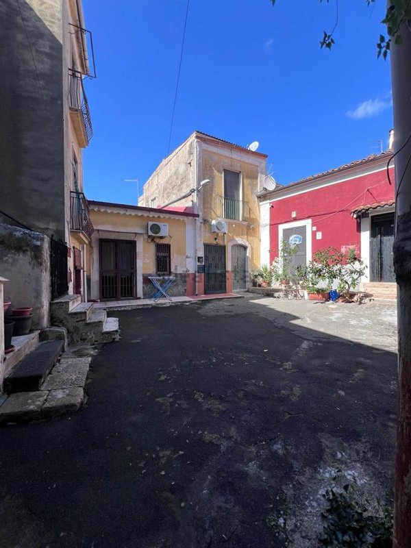 casa semindipendente in vendita a Lentini