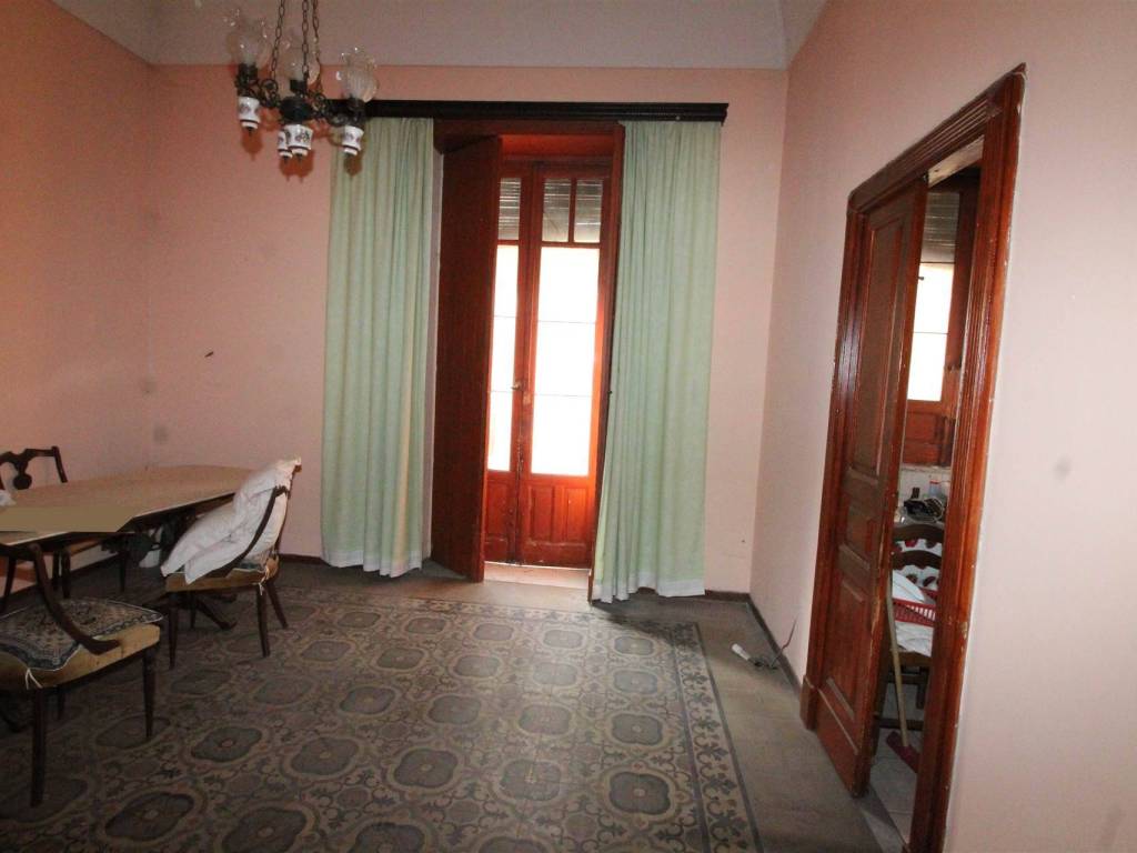 casa indipendente in vendita a Lentini