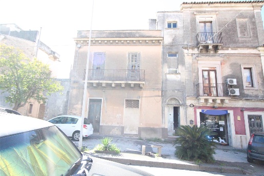 casa indipendente in vendita a Lentini