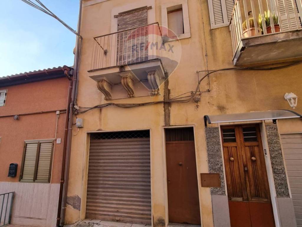 casa semindipendente in vendita a Lentini