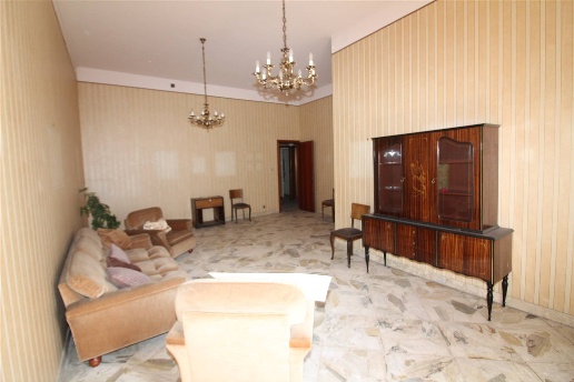 casa indipendente in vendita a Lentini