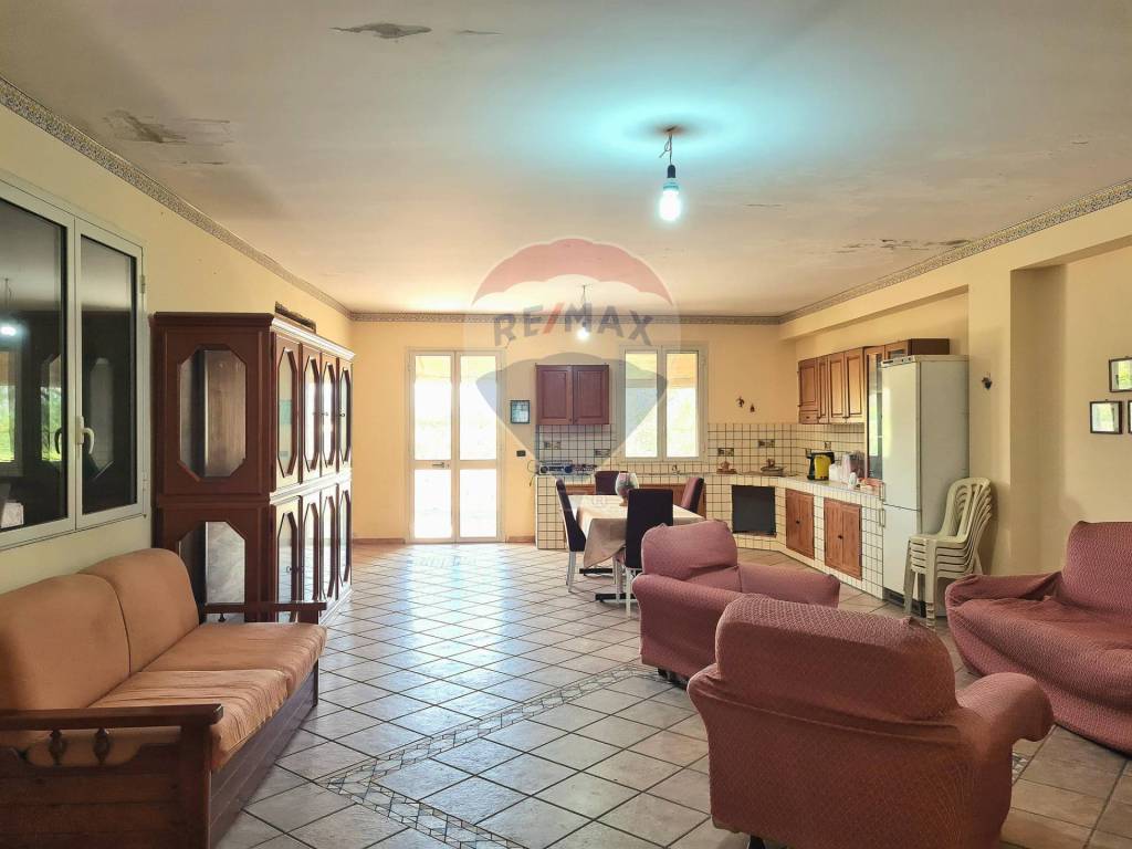 casa indipendente in vendita a Lentini