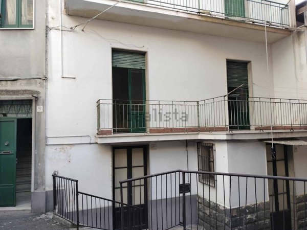 casa indipendente in vendita a Lentini