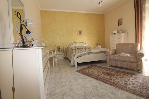 casa indipendente in vendita a Lentini