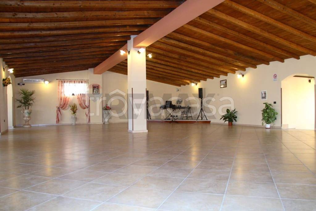 negozio in vendita a Lentini