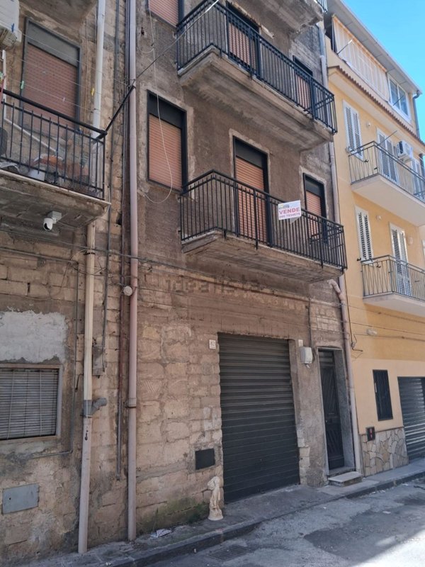 casa indipendente in vendita a Lentini