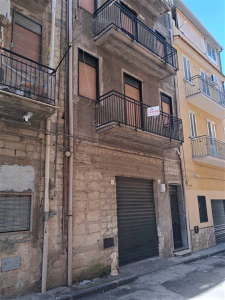 casa indipendente in vendita a Lentini