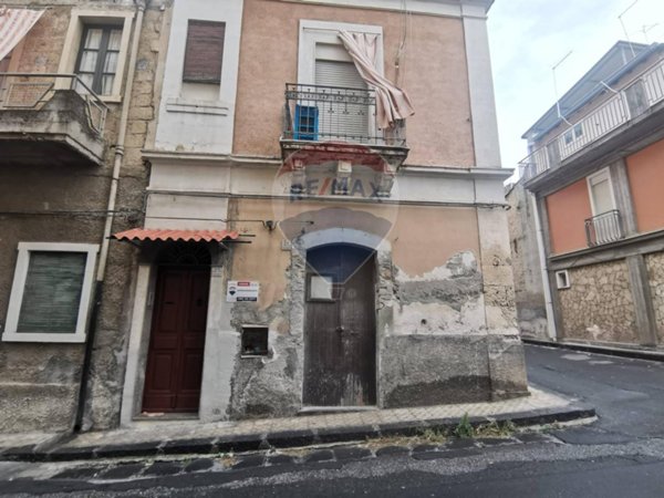 casa indipendente in vendita a Lentini