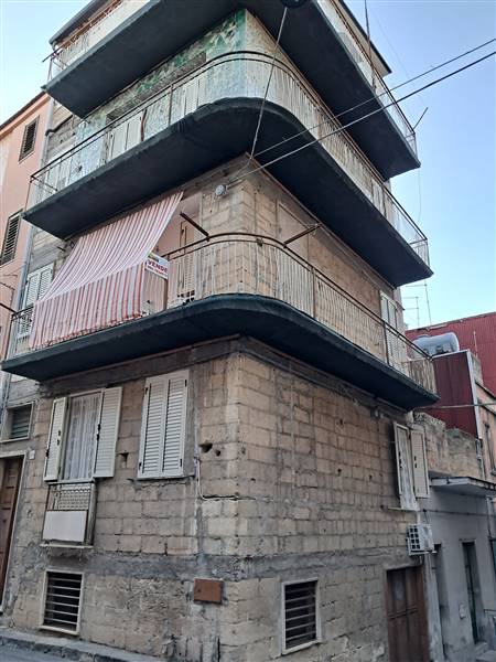 casa indipendente in vendita a Lentini