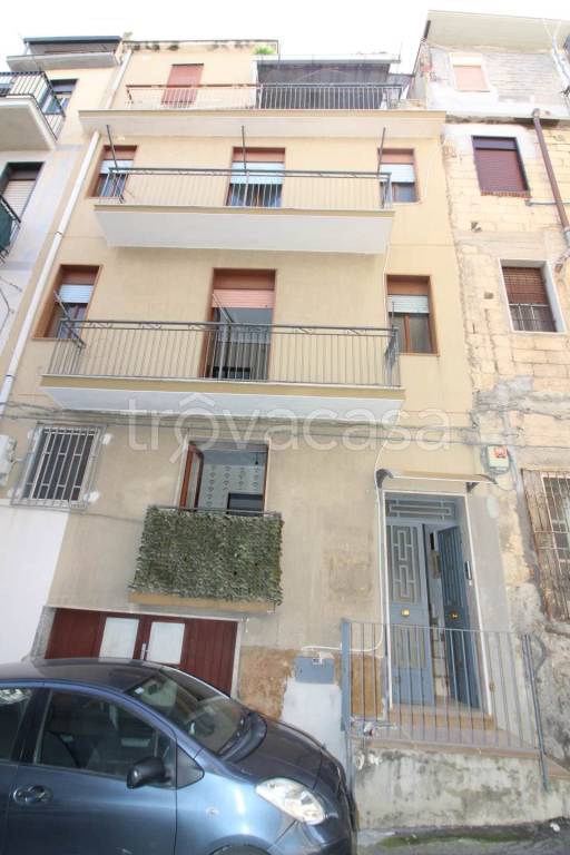 casa indipendente in vendita a Lentini