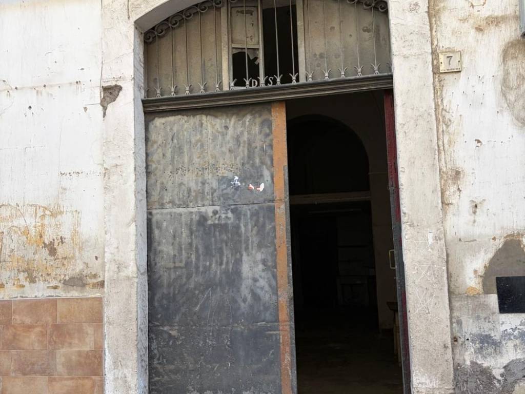 locale di sgombero in vendita a Lentini