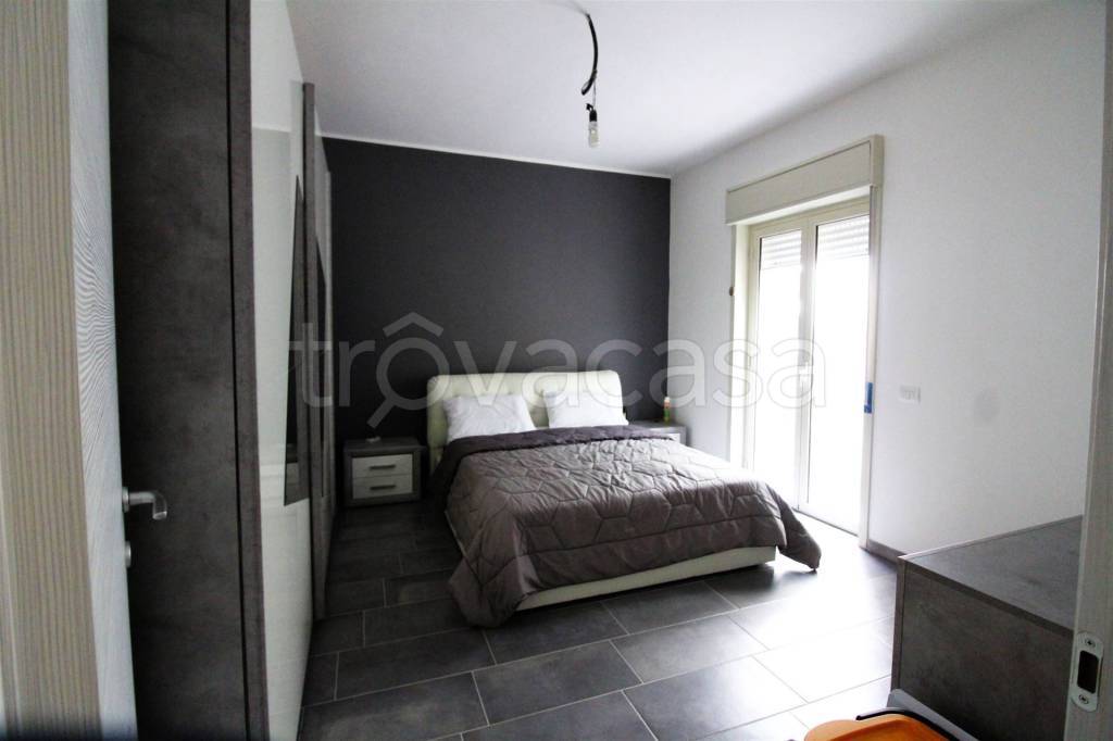 casa indipendente in vendita a Lentini