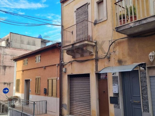 casa semindipendente in vendita a Lentini