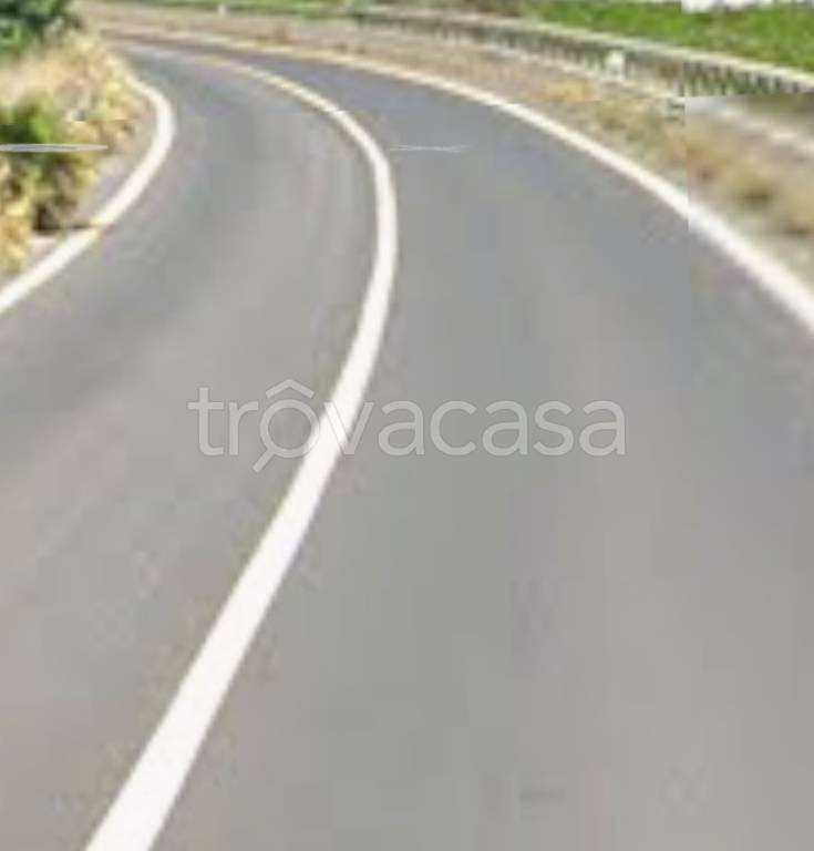 casa indipendente in vendita a Lentini