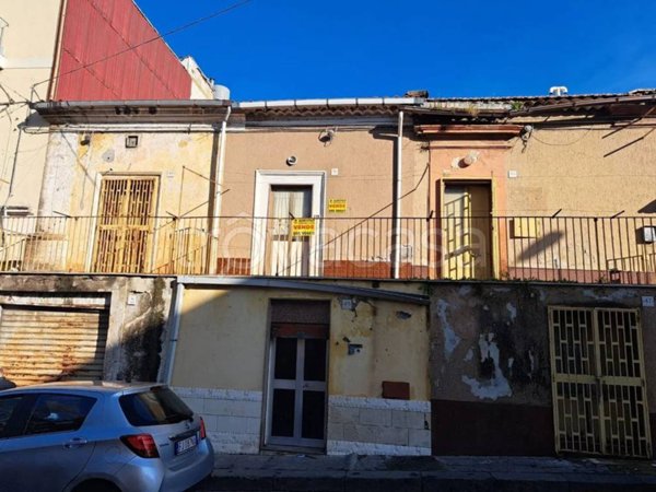casa indipendente in vendita a Lentini
