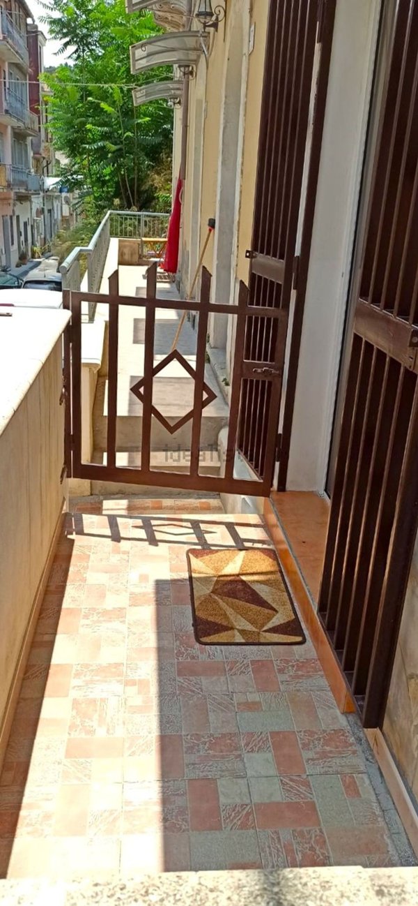 casa indipendente in vendita a Lentini