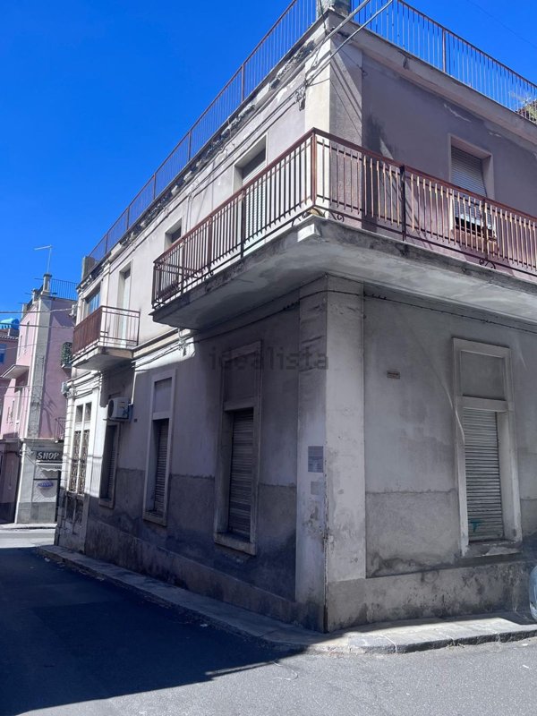 casa indipendente in vendita a Lentini