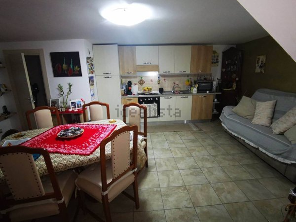 casa indipendente in vendita a Lentini