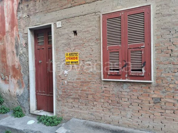 casa indipendente in vendita a Lentini