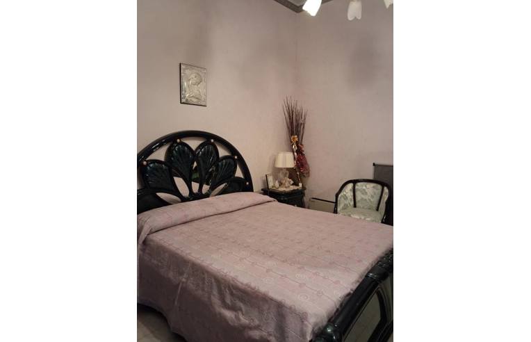 casa indipendente in vendita a Lentini