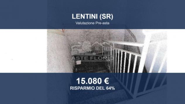 casa indipendente in vendita a Lentini