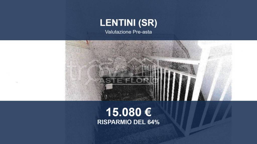 casa indipendente in vendita a Lentini