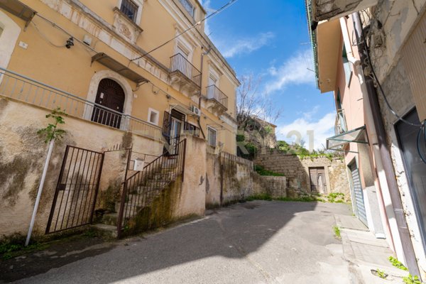 casa indipendente in vendita a Lentini