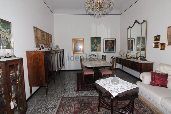 casa indipendente in vendita a Lentini