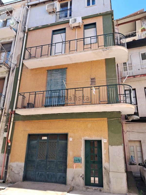 casa indipendente in vendita a Lentini