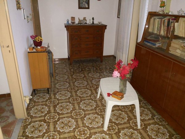 casa indipendente in vendita a Lentini