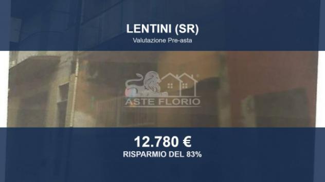 casa indipendente in vendita a Lentini