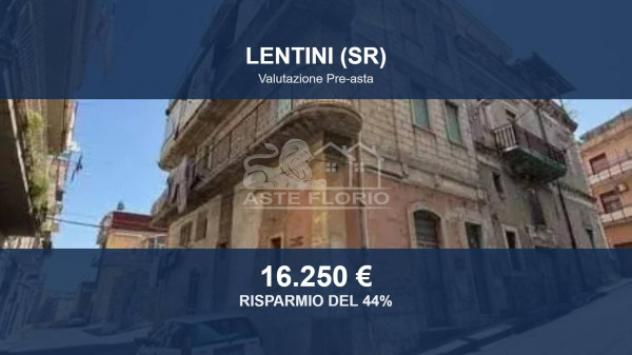 casa indipendente in vendita a Lentini