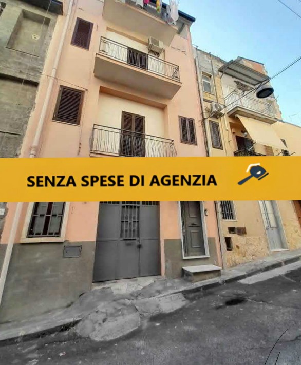 casa indipendente in vendita a Lentini