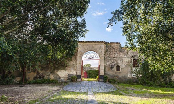 rudere in vendita a Lentini in zona Sigonella