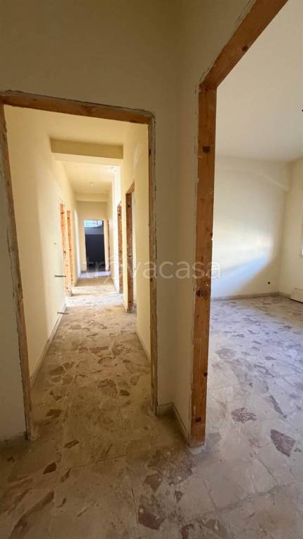 locale di sgombero in vendita a Lentini