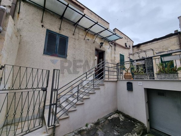 casa indipendente in vendita a Lentini