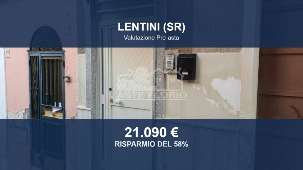 casa indipendente in vendita a Lentini