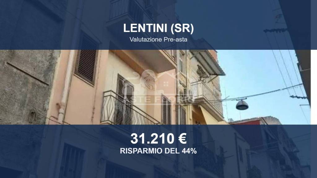 casa indipendente in vendita a Lentini