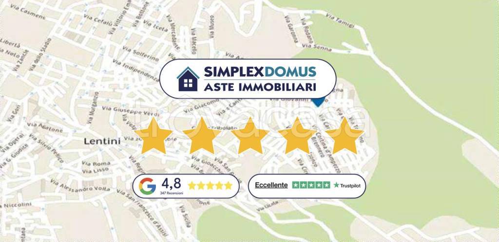 casa indipendente in vendita a Lentini