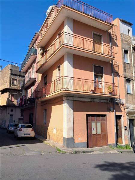 casa indipendente in vendita a Lentini