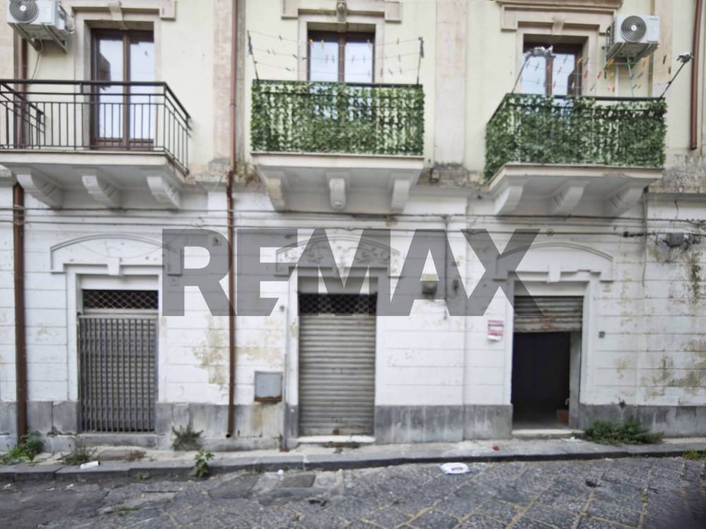 locale commerciale in vendita a Lentini