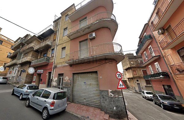 casa indipendente in vendita a Lentini