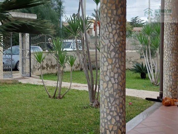 casa indipendente in vendita a Melilli in zona Città Giardino