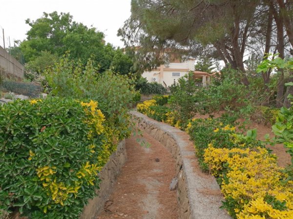 terreno edificabile in vendita a Melilli in zona Città Giardino