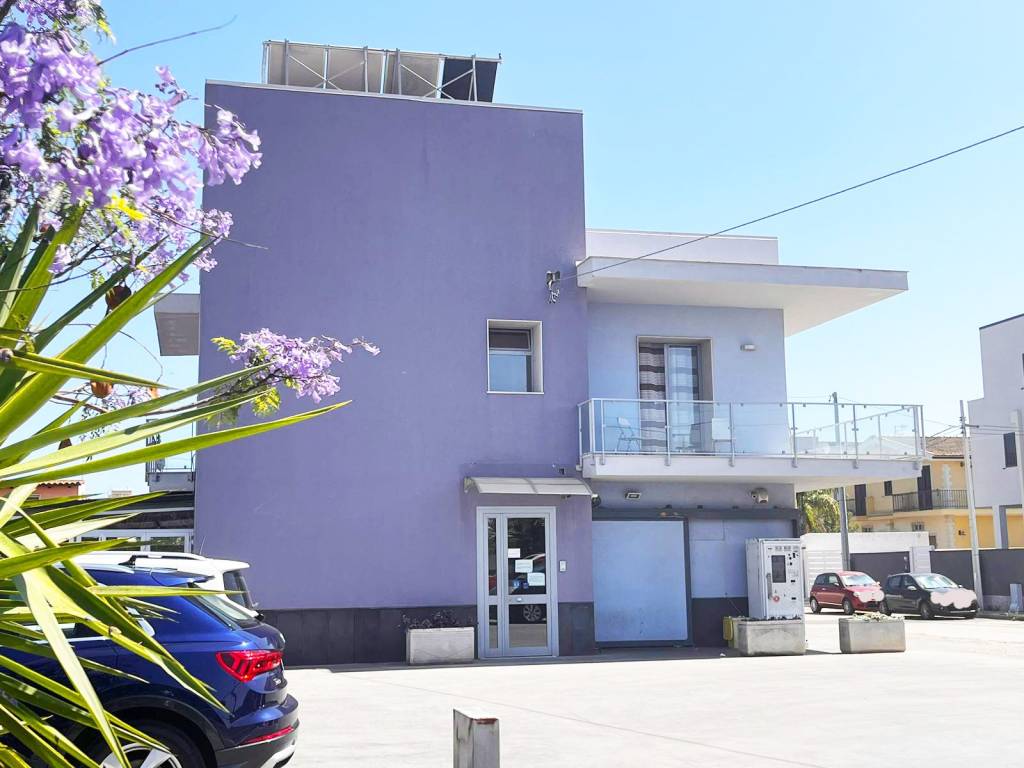 negozio in vendita a Melilli in zona Città Giardino