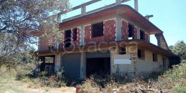 casa indipendente in vendita a Melilli