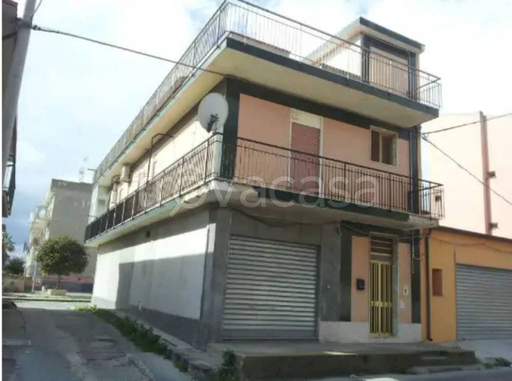 appartamento in vendita a Melilli in zona Villasmundo
