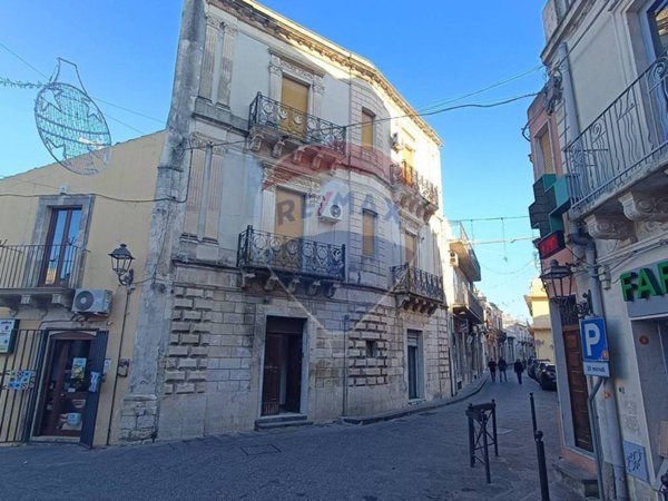 casa indipendente in vendita a Melilli